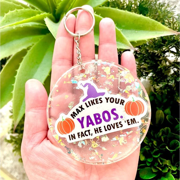 Hocus Pocus Acrylic Keychain - Picture 2 of 4